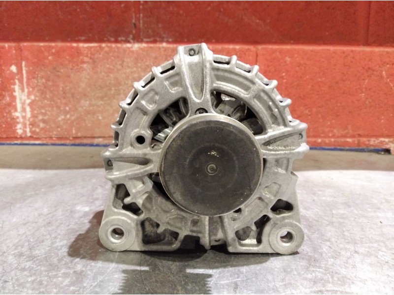 Recambio de alternador para nissan qashqai (j11)  | 0.13 - ...  | 0.13 - ... referencia OEM IAM 231004EA0A F000BL0825 