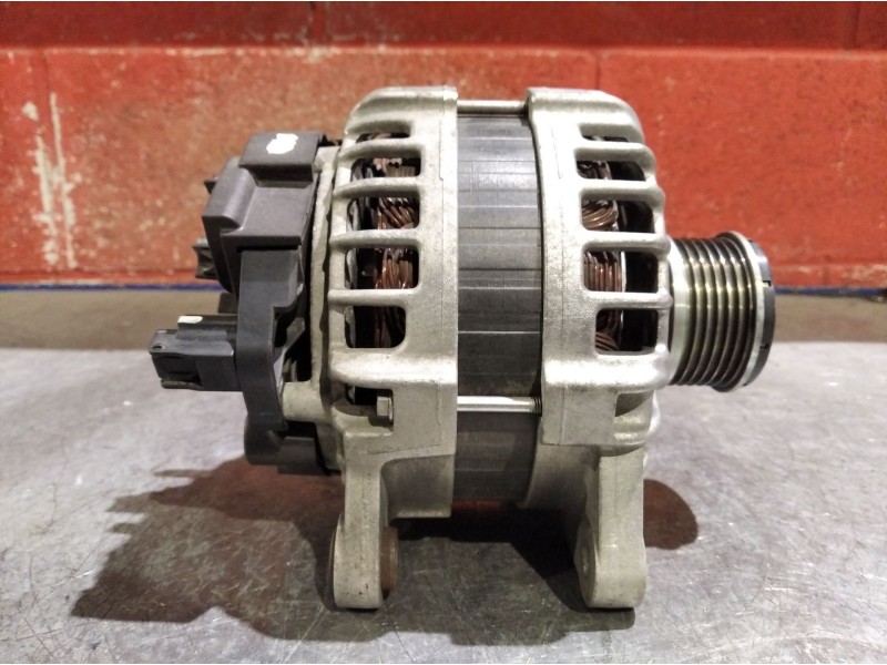Recambio de alternador para nissan qashqai (j11)  | 0.13 - ...  | 0.13 - ... referencia OEM IAM 231004EA0A F000BL0825 