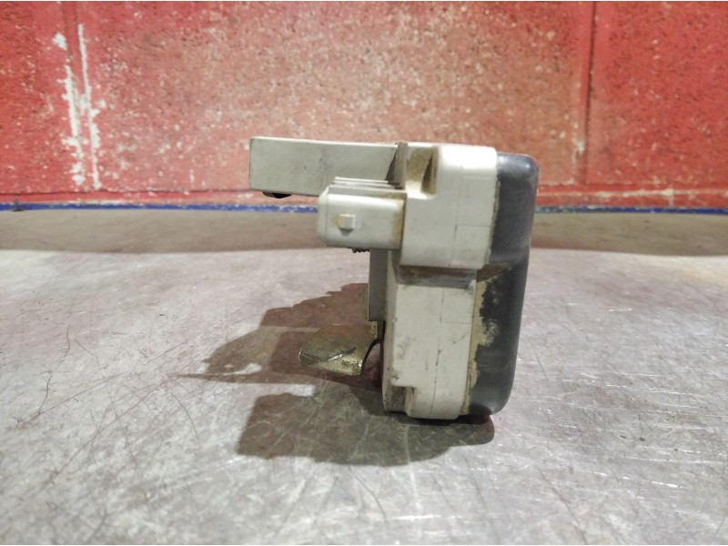 Recambio de cerradura puerta trasera izquierda para peugeot 306 berlina 3/4/5 puertas (s2) boulebard | 12.97 - ... boulebard | 1