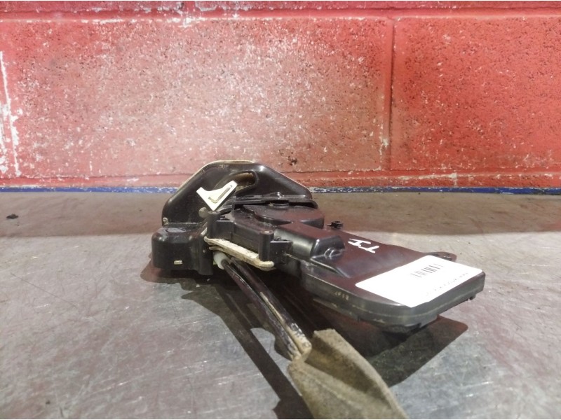 Recambio de cerradura puerta trasera izquierda para mazda 6 berlina (gg) 2.0 diesel cat | 0.02 - ... 2.0 diesel cat | 0.02 - ...