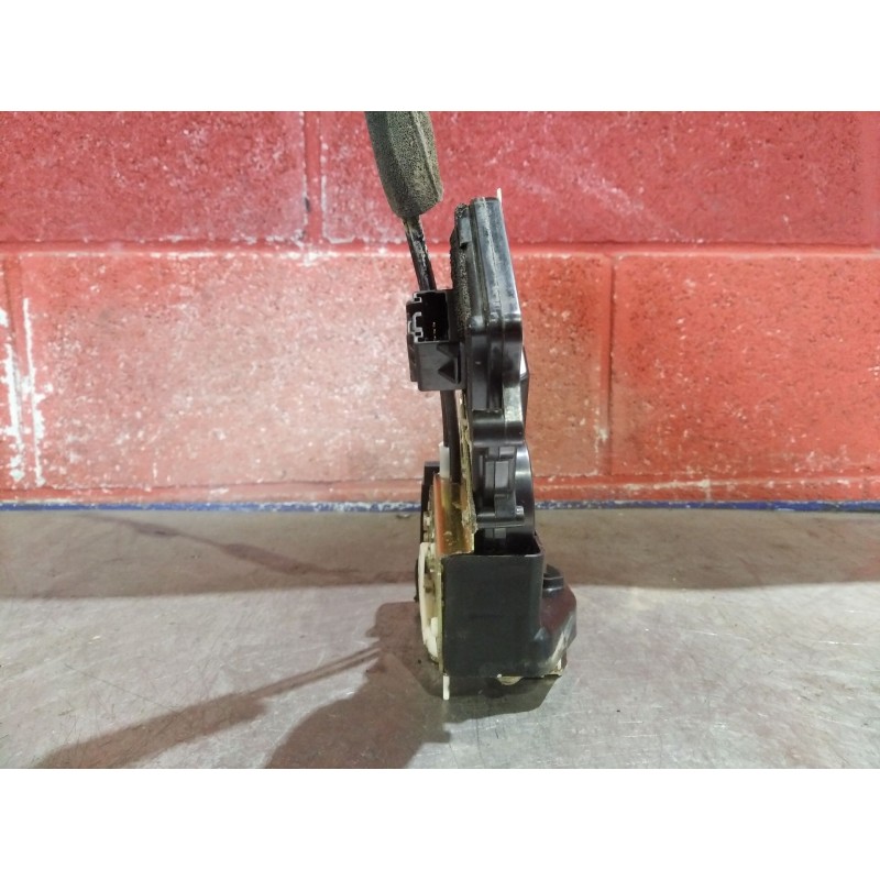Recambio de cerradura puerta trasera izquierda para mazda 6 berlina (gg) 2.0 diesel cat | 0.02 - ... 2.0 diesel cat | 0.02 - ...