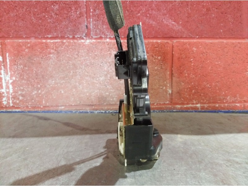 Recambio de cerradura puerta trasera izquierda para mazda 6 berlina (gg) 2.0 diesel cat | 0.02 - ... 2.0 diesel cat | 0.02 - ...