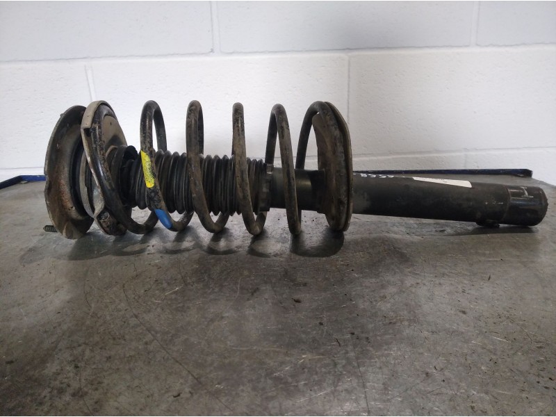 Recambio de amortiguador delantero izquierdo para peugeot 405 berlina referencia OEM IAM    Recambio de amortiguador delantero izquierdo para peugeot 405 berlina referencia OEM IAM