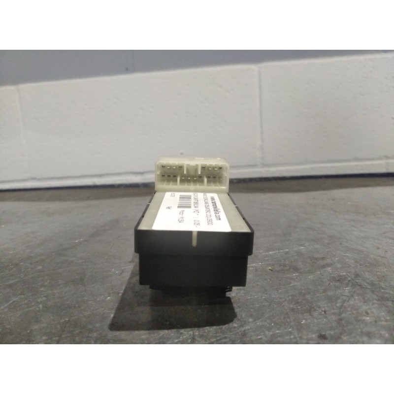 Recambio de mando elevalunas delantero izquierdo para suzuki swift berlina (mz)  | 0.05 - ... swift berlina (mz)  | 0.05 - ... r