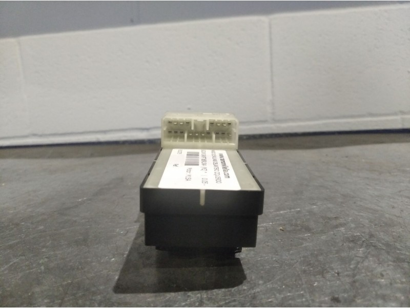 Recambio de mando elevalunas delantero izquierdo para suzuki swift berlina (mz)  | 0.05 - ... swift berlina (mz)  | 0.05 - ... r