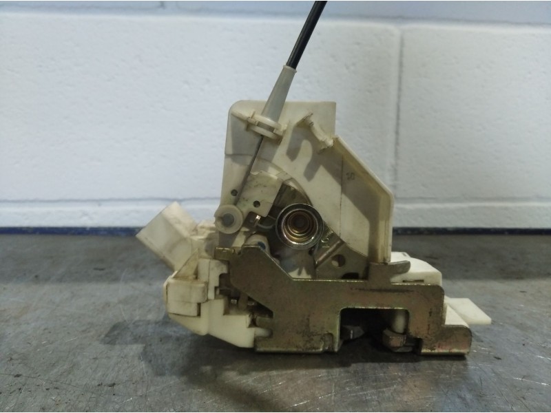 Recambio de cerradura puerta trasera derecha para ford mondeo berlina (gd)  | 0.97 - 0.01  | 0.97 - 0.01 referencia OEM IAM   