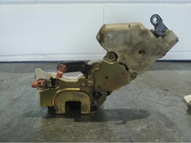 Recambio de cerradura puerta trasera izquierda para nissan almera tino (v10m) básico | 0.00 - ... básico | 0.00 - ... referencia