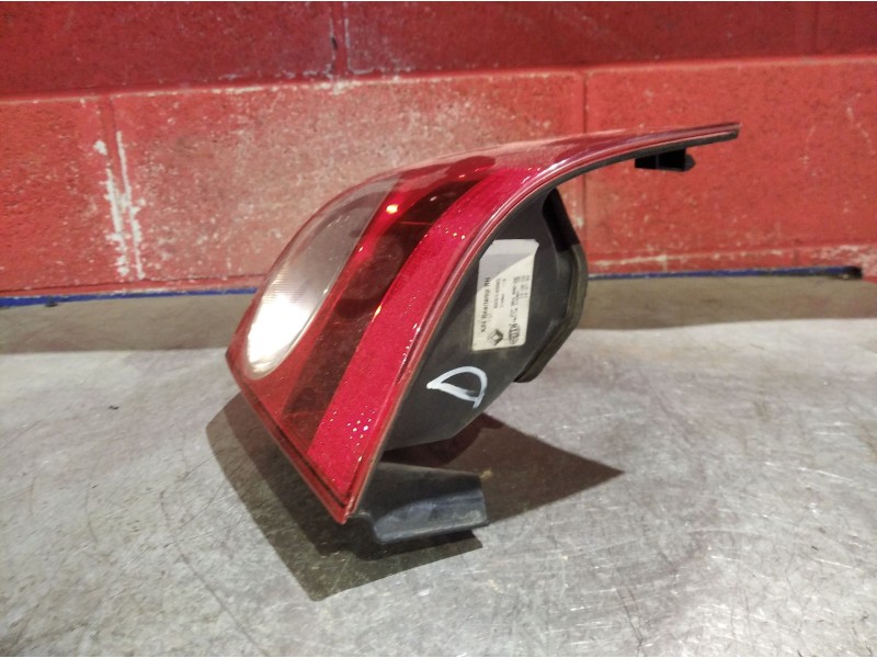 Recambio de piloto trasero derecho para renault megane ii familiar 1.5 dci diesel cat | 0.03 - 0.09 1.5 dci diesel cat | 0.03 - 