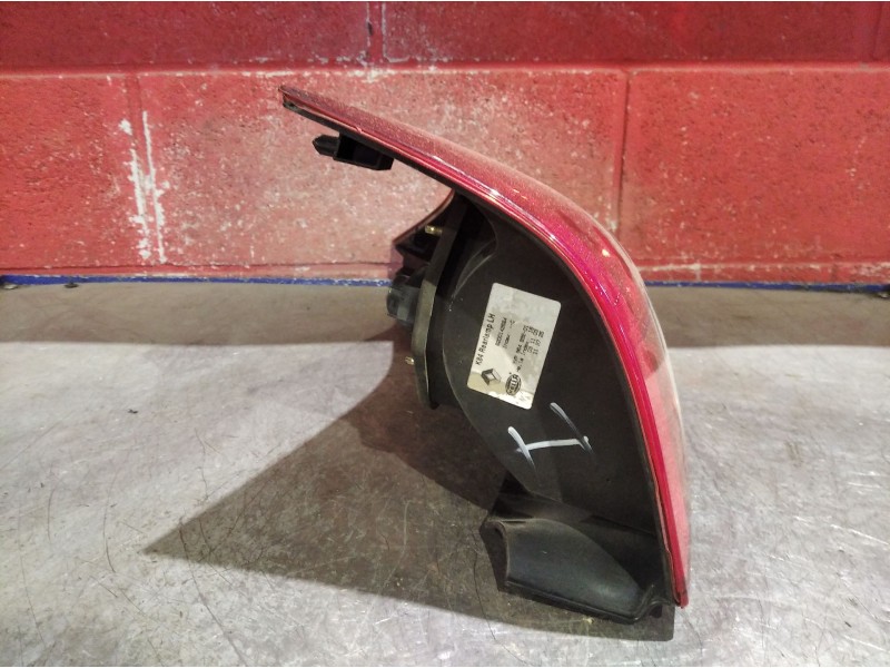 Recambio de piloto trasero izquierdo para renault megane ii familiar 1.5 dci diesel cat | 0.03 - 0.09 1.5 dci diesel cat | 0.03 