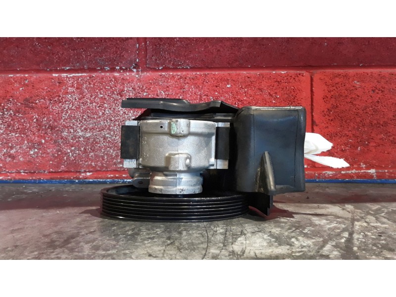 Recambio de bomba direccion para peugeot 206 berlina xr | 06.98 - 12.02 xr | 06.98 - 12.02 referencia OEM IAM 9631411580 2606421