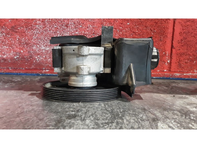 Recambio de bomba direccion para peugeot 206 berlina 1.4 | 0.98 - ... 1.4 | 0.98 - ... referencia OEM IAM 9631411580 26064217 