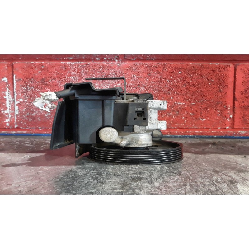Recambio de bomba direccion para peugeot 206 berlina 1.4 | 0.98 - ... 1.4 | 0.98 - ... referencia OEM IAM 9631411580 26064217 