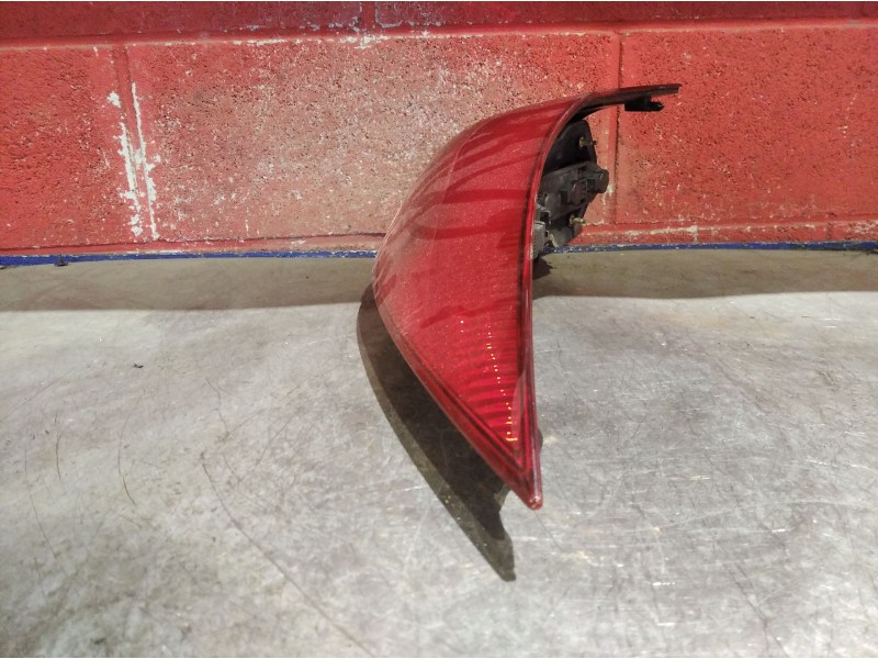 Recambio de piloto trasero izquierdo para renault megane ii familiar 1.5 dci diesel cat | 0.03 - 0.09 1.5 dci diesel cat | 0.03 