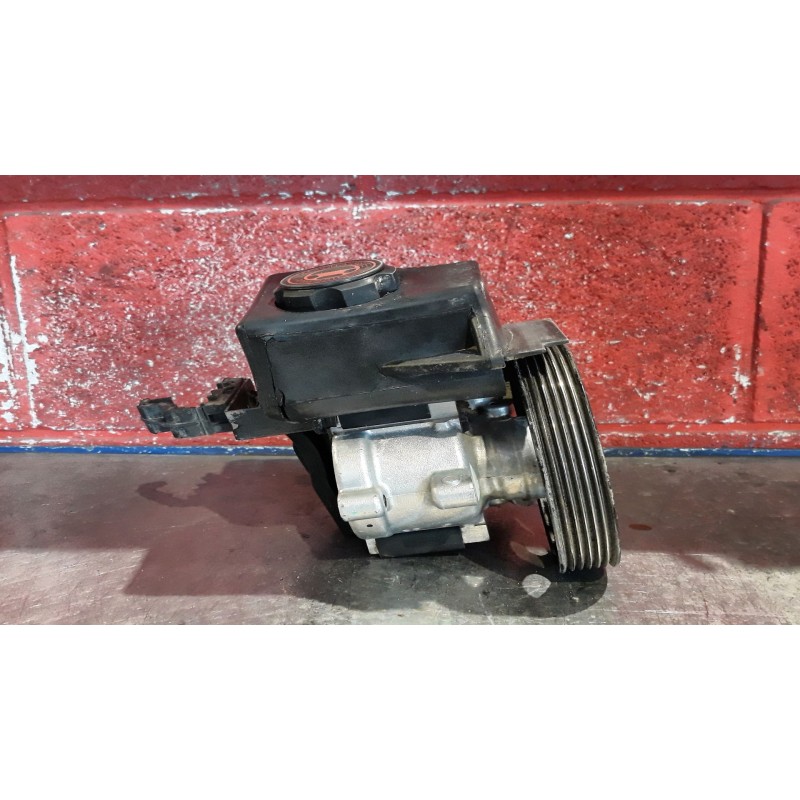 Recambio de bomba direccion para peugeot 206 berlina 1.4 | 0.98 - ... 1.4 | 0.98 - ... referencia OEM IAM 9631411580 26064217 
