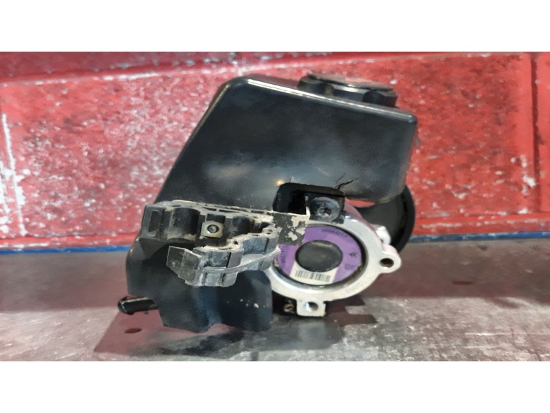 Recambio de bomba direccion para peugeot 206 berlina 1.4 | 0.98 - ... 1.4 | 0.98 - ... referencia OEM IAM 9631411580 26064217 