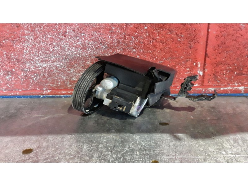 Recambio de bomba direccion para peugeot 206 berlina 1.4 | 0.98 - ... 1.4 | 0.98 - ... referencia OEM IAM 9631411580 26064217 