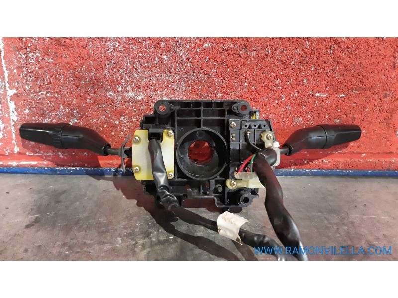 Recambio de mando luces para mitsubishi santamo (hyundai) básico | 0.99 - ... básico | 0.99 - ... referencia OEM IAM    Recambio de mando luces para mitsubishi santamo (hyundai) básico | 0.99 - ... básico | 0.99 - ... referencia OEM IAM