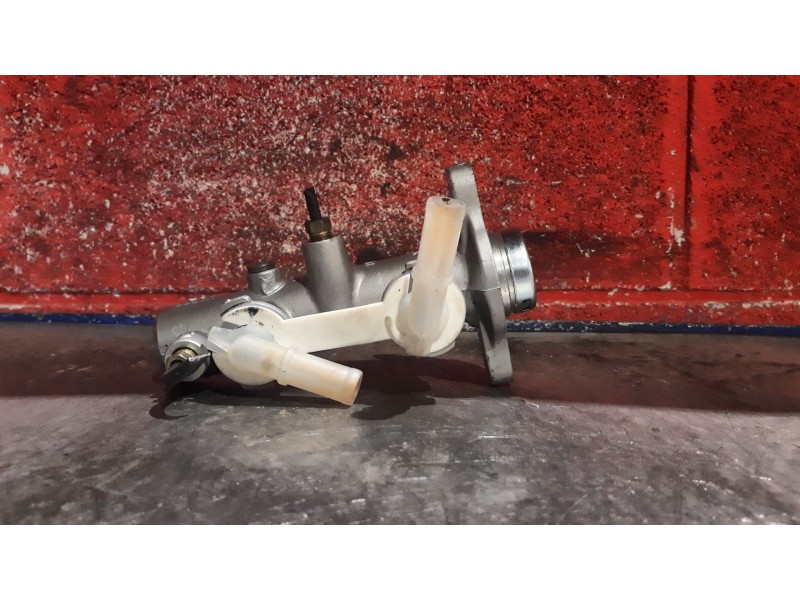 Recambio de bomba freno para nissan cabstar e110 | ... e110 | ... referencia OEM IAM    Recambio de bomba freno para nissan cabstar e110 | ... e110 | ... referencia OEM IAM