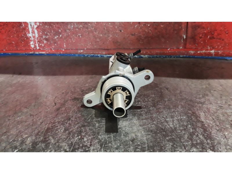 Recambio de bomba freno para volkswagen golf vi (5k1) advance | 09.08 - 12.09 advance | 09.08 - 12.09 referencia OEM IAM   