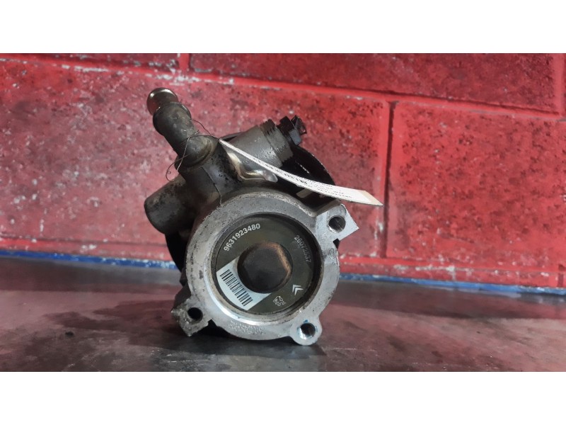 Recambio de bomba direccion para citroen xsara berlina 1.9 d sx | 12.97 - 12.04 1.9 d sx | 12.97 - 12.04 referencia OEM IAM 9631