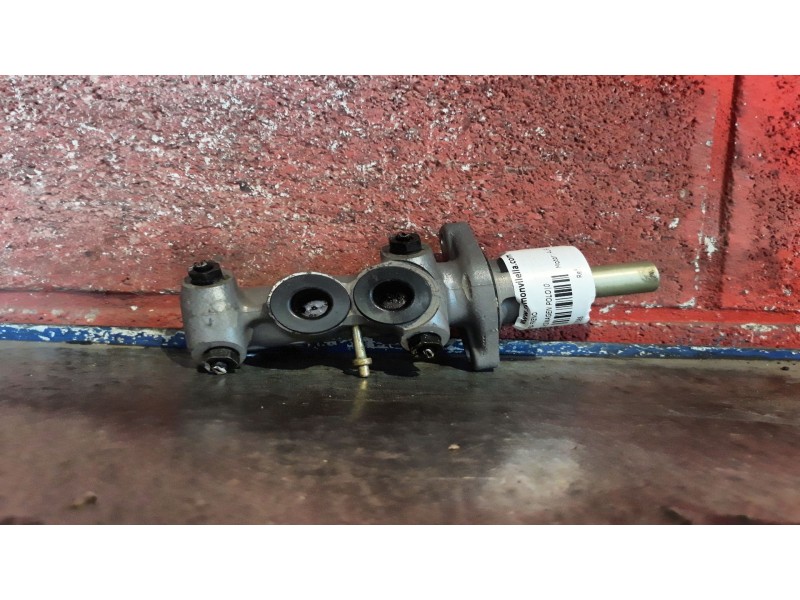 Recambio de bomba freno para volkswagen polo referencia OEM IAM    Recambio de bomba freno para volkswagen polo referencia OEM IAM