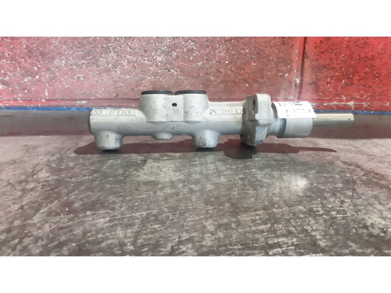 Recambio de bomba freno para volkswagen polo (9n1) 1.2 12v | 0.01 - ... 1.2 12v | 0.01 - ... referencia OEM IAM   
