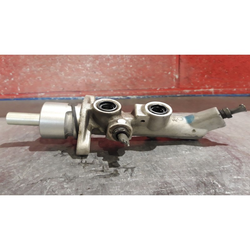 Recambio de bomba freno para toyota corolla verso (r1) 1.8 luna | 02.04 - 12.09 1.8 luna | 02.04 - 12.09 referencia OEM IAM   