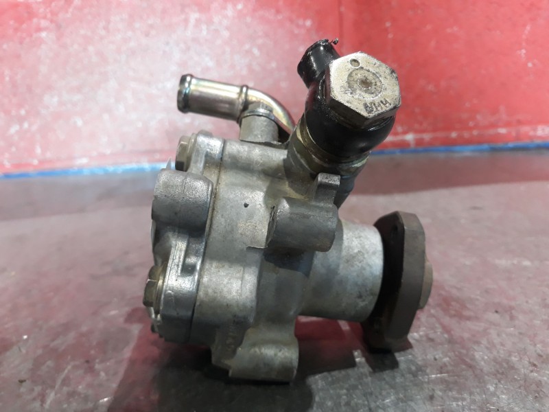 Recambio de bomba direccion para seat leon (1m1) signo referencia OEM IAM   