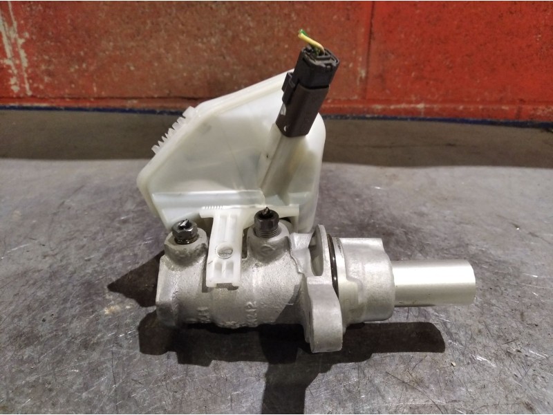 Recambio de bomba freno para citroen c4 berlina 1.6 16v hdi referencia OEM IAM   