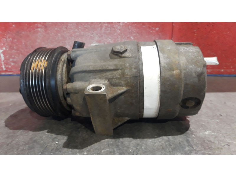Recambio de compresor aire acondicionado para renault megane i coupe fase 2 (da..) referencia OEM IAM 5309  