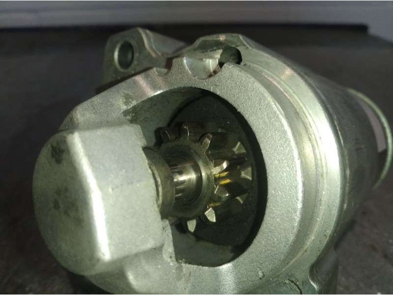 Recambio de motor arranque para peugeot 207 confort 1.4 vti 16v 95 referencia OEM IAM M000T32271ZE V75500178004 
