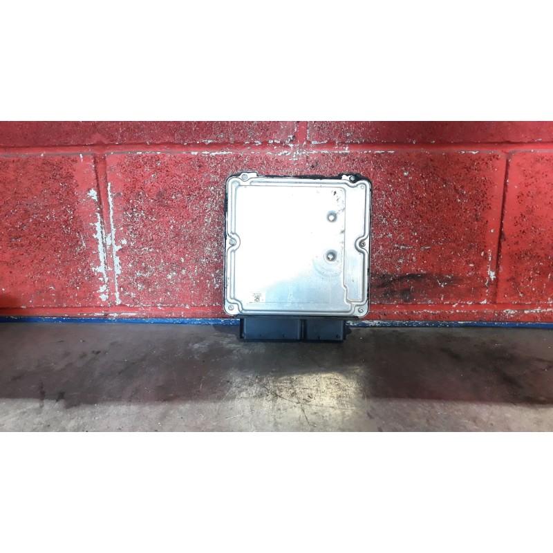 Recambio de centralita motor uce para dodge caliber  | 0.06 - ...  | 0.06 - ... referencia OEM IAM 0281013693  