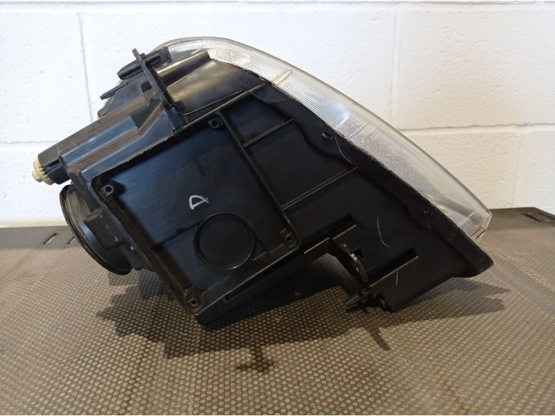 Recambio de faro derecho para renault modus referencia OEM IAM   
