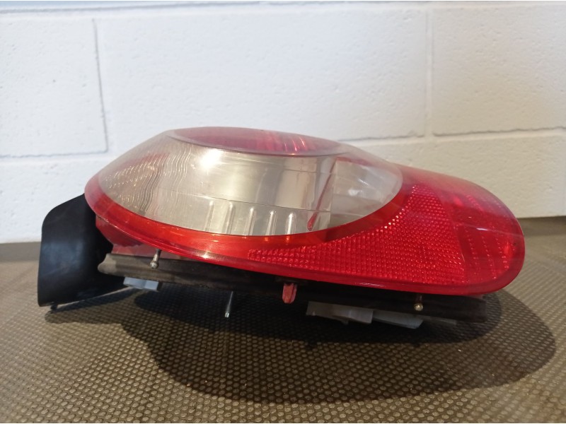 Recambio de piloto trasero izquierdo para renault modus referencia OEM IAM   