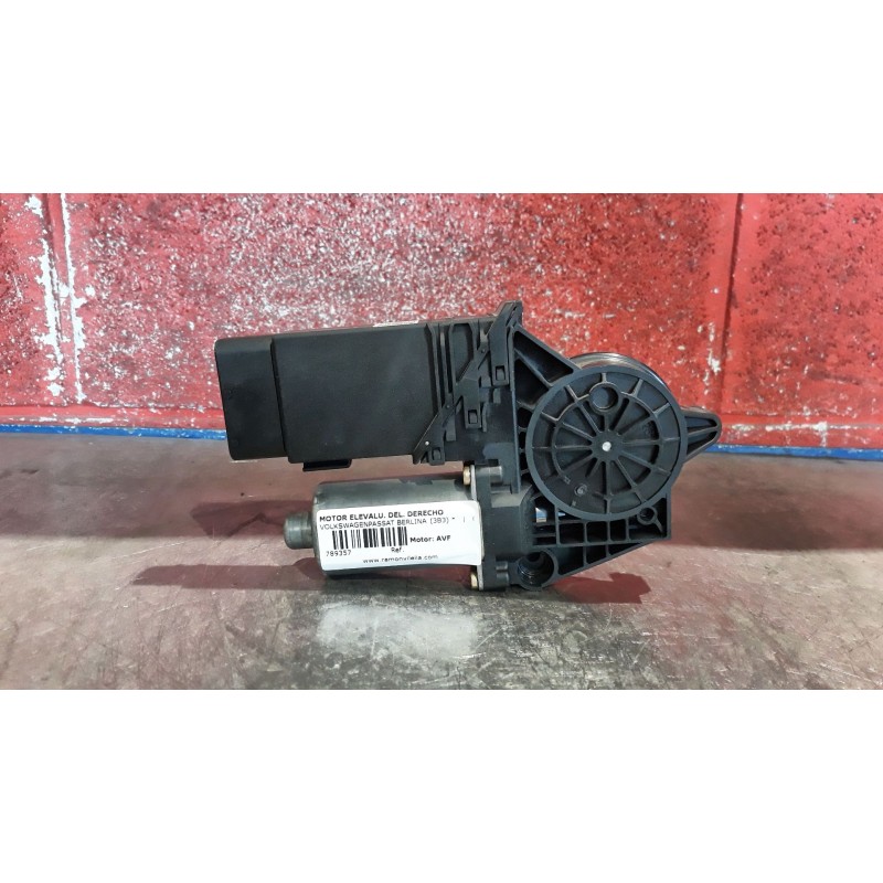 Recambio de motor elevalu. delantero derecho para volkswagen passat berlina (3b3)  | 0.00 - 0.05  | 0.00 - 0.05 referencia OEM I