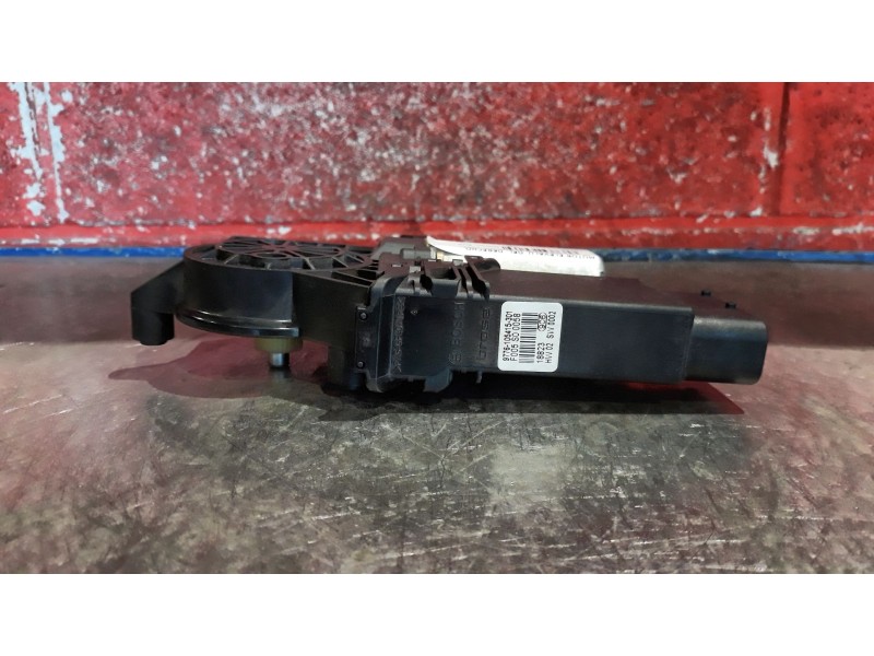 Recambio de motor elevalu. delantero derecho para volkswagen passat berlina (3b3)  | 0.00 - 0.05  | 0.00 - 0.05 referencia OEM I