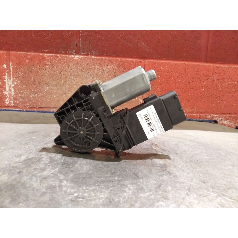 Recambio de motor elevalunas delantero derecho para volkswagen passat berlina (3b3) highline | 10.00 - 12.05 highline | 10.00 - 