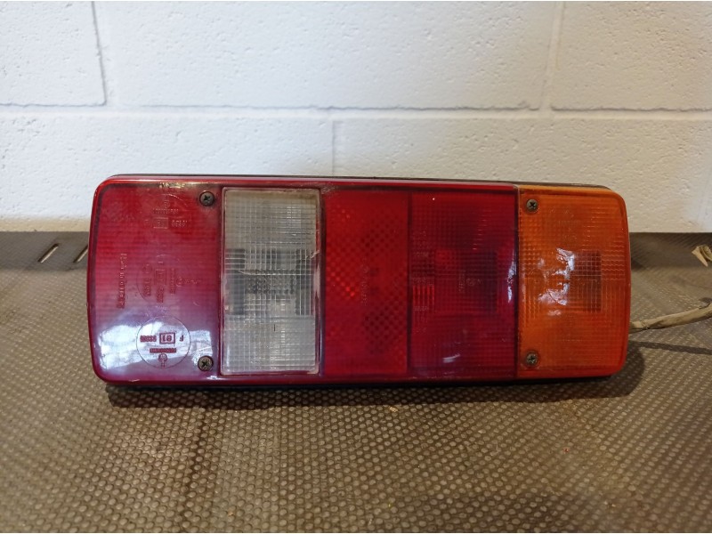 Recambio de piloto trasero izquierdo para ebro trade 2.8 referencia OEM IAM    Recambio de piloto trasero izquierdo para ebro trade 2.8 referencia OEM IAM