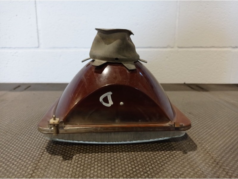 Recambio de faro derecho para ebro trade 2.8 referencia OEM IAM   