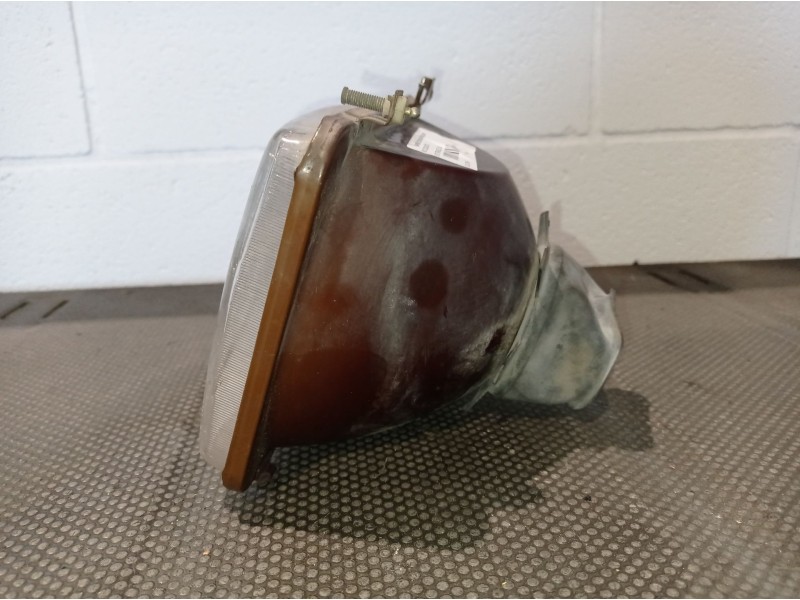 Recambio de faro izquierdo para ebro trade 2.8 referencia OEM IAM    Recambio de faro izquierdo para ebro trade 2.8 referencia OEM IAM