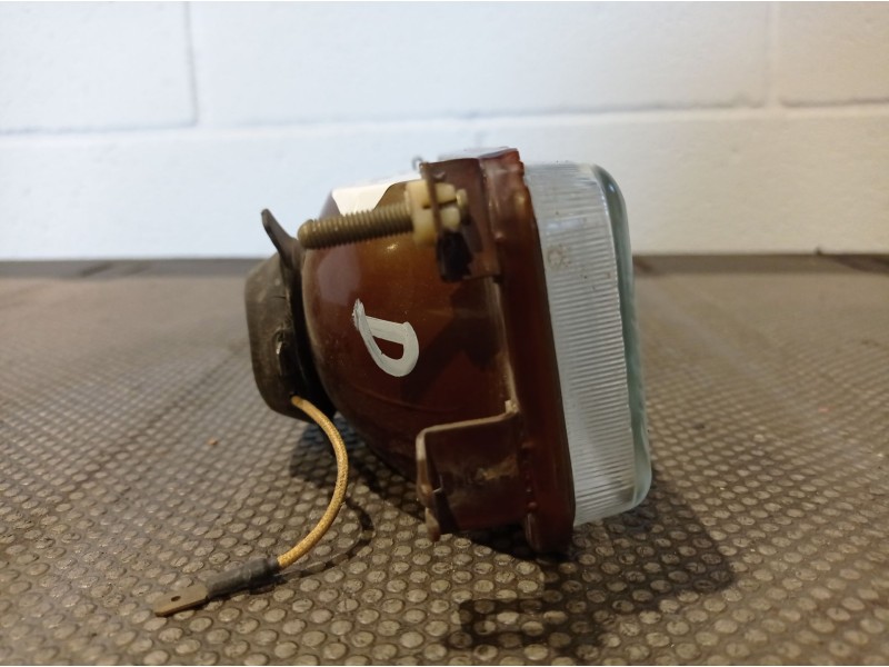 Recambio de faro antiniebla derecho para ebro trade 2.8 referencia OEM IAM    Recambio de faro antiniebla derecho para ebro trade 2.8 referencia OEM IAM