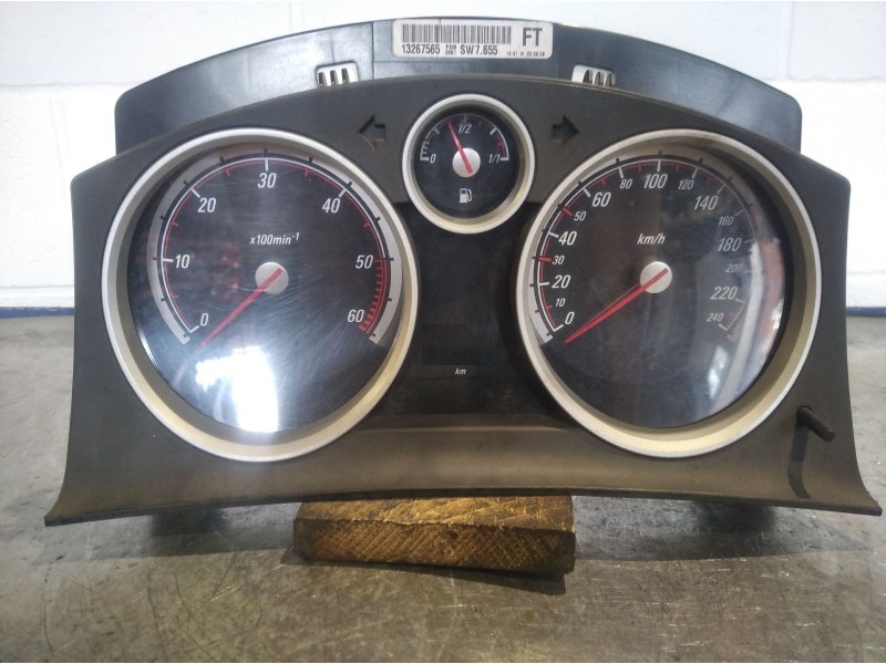 Recambio de cuadro instrumentos para opel astra gtc 1.9 cdti referencia OEM IAM 13267565   Recambio de cuadro instrumentos para opel astra gtc 1.9 cdti referencia OEM IAM 13267565