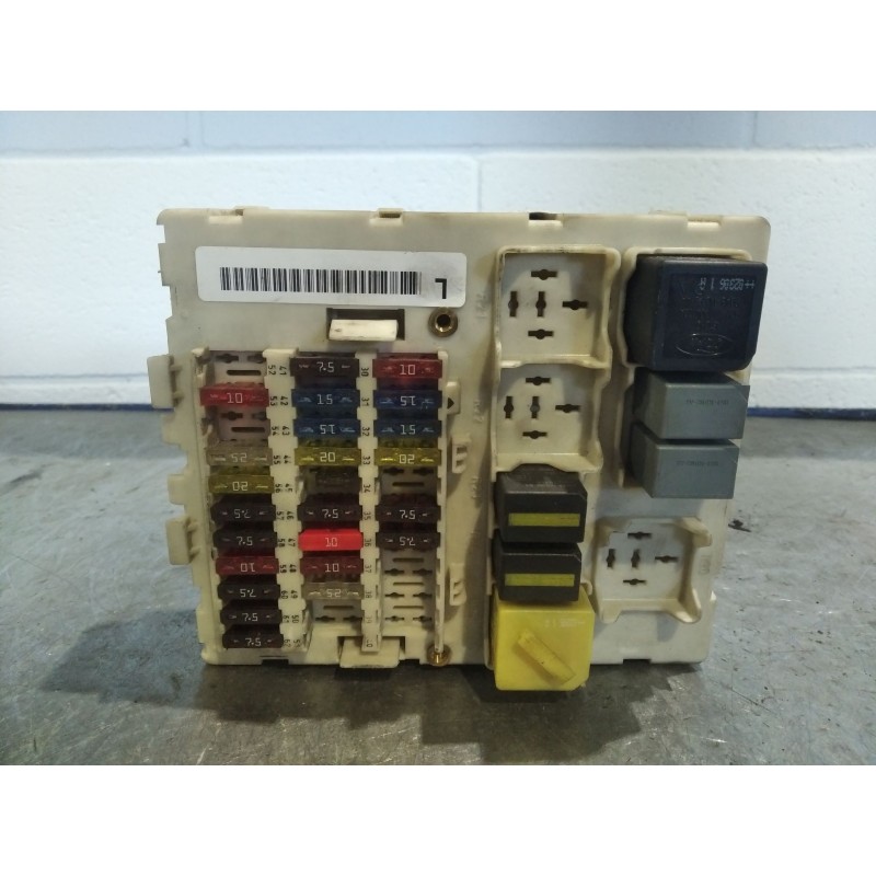 Recambio de caja reles fusibles para ford focus berlina (cak) ambiente | 0.98 - ... ambiente | 0.98 - ... referencia OEM IAM 2M5