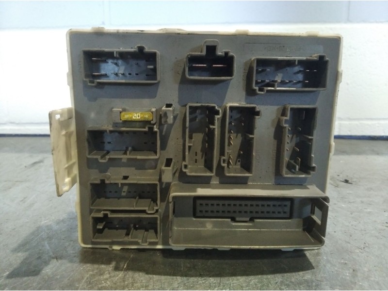 Recambio de caja reles fusibles para ford focus berlina (cak) ambiente | 0.98 - ... ambiente | 0.98 - ... referencia OEM IAM 2M5