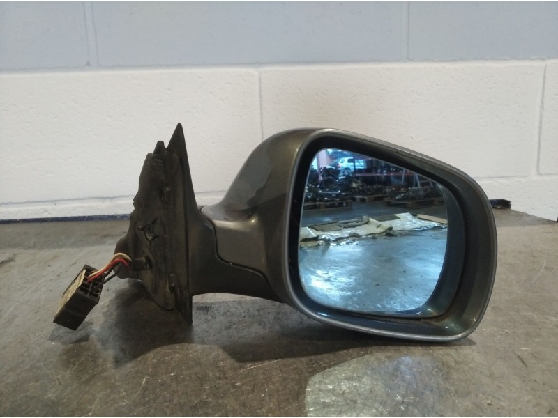 Recambio de retrovisor derecho para audi a4 berlina (b5)  | 0.94 - 0.99  | 0.94 - 0.99 referencia OEM IAM ELECTRIC  