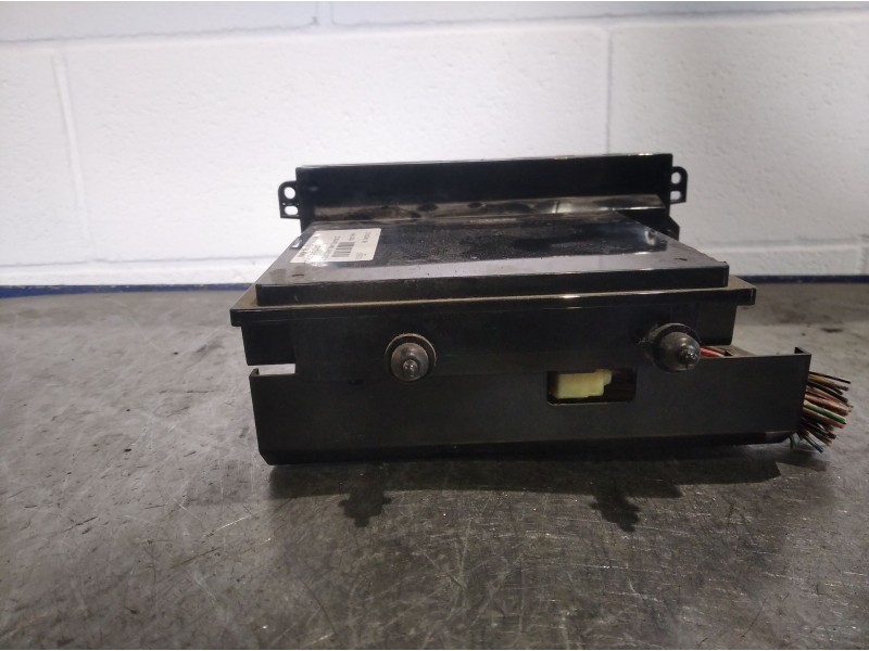 Recambio de mando climatizador para suzuki grand vitara 3 puertas sq (gt) referencia OEM IAM 7440054J02 5034223523  Recambio de mando climatizador para suzuki grand vitara 3 puertas sq (gt) referencia OEM IAM 7440054J02 5034223523