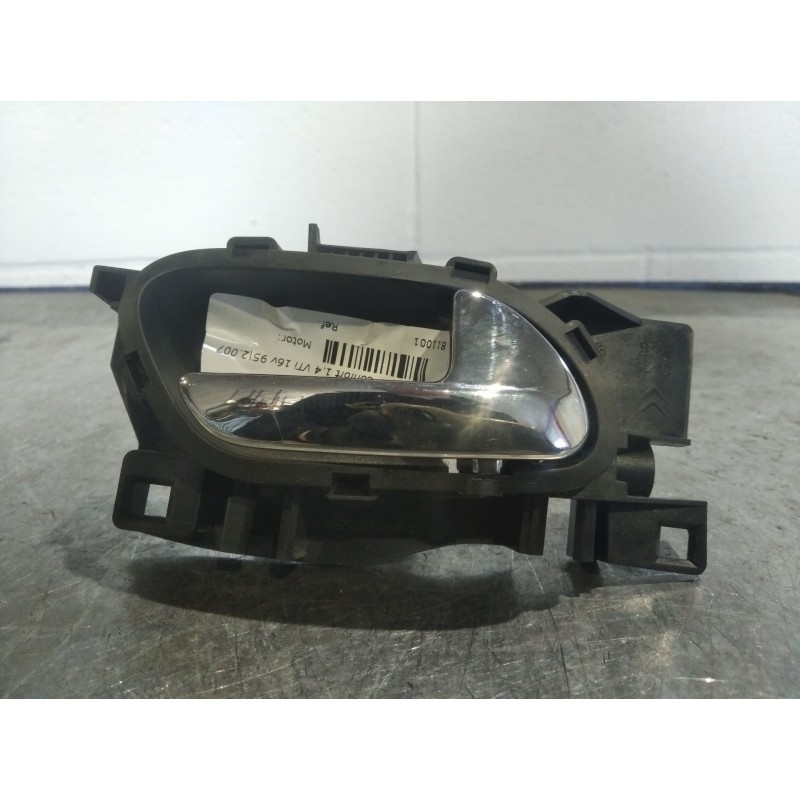 Recambio de maneta interior trasera derecha para peugeot 207 confort 1.4 vti 16v 95 referencia OEM IAM   