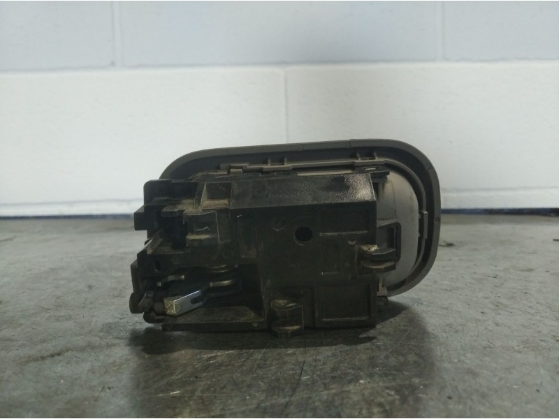 Recambio de maneta interior trasera derecha para nissan almera (n16/e) 2.2 16v turbodiesel cat | 0.00 - ... 2.2 16v turbodiesel 