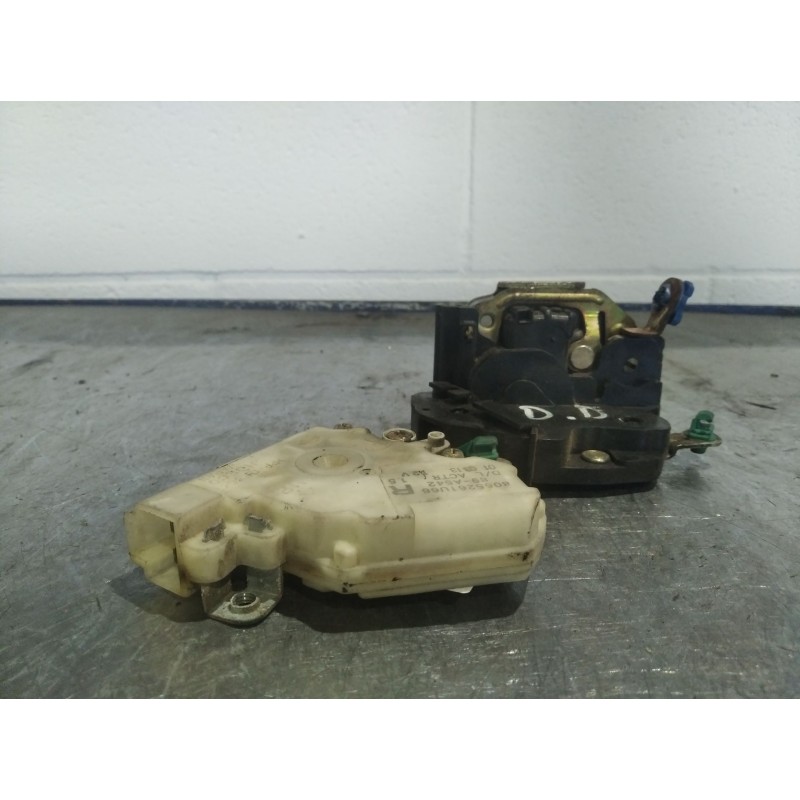 Recambio de cerradura puerta delantera derecha para nissan almera (n16/e) 2.2 16v turbodiesel cat | 0.00 - ... 2.2 16v turbodies