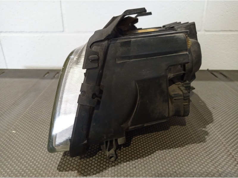 Recambio de faro derecho para audi a4 berlina (b5)  | 0.94 - 0.99  | 0.94 - 0.99 referencia OEM IAM   